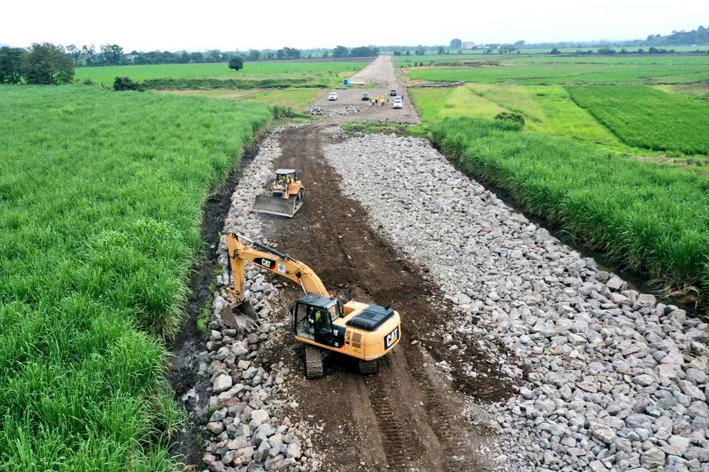 Obras Públicas avanza en trabajos de construcción del Periférico Claudia Lars obras-publicas-avanza-en-trabajos-de-construccion-del-periferico-claudia-lars